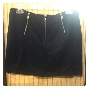 Hot topic mini skirt